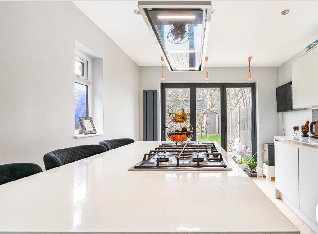 Cozy Private Room London Exterior foto